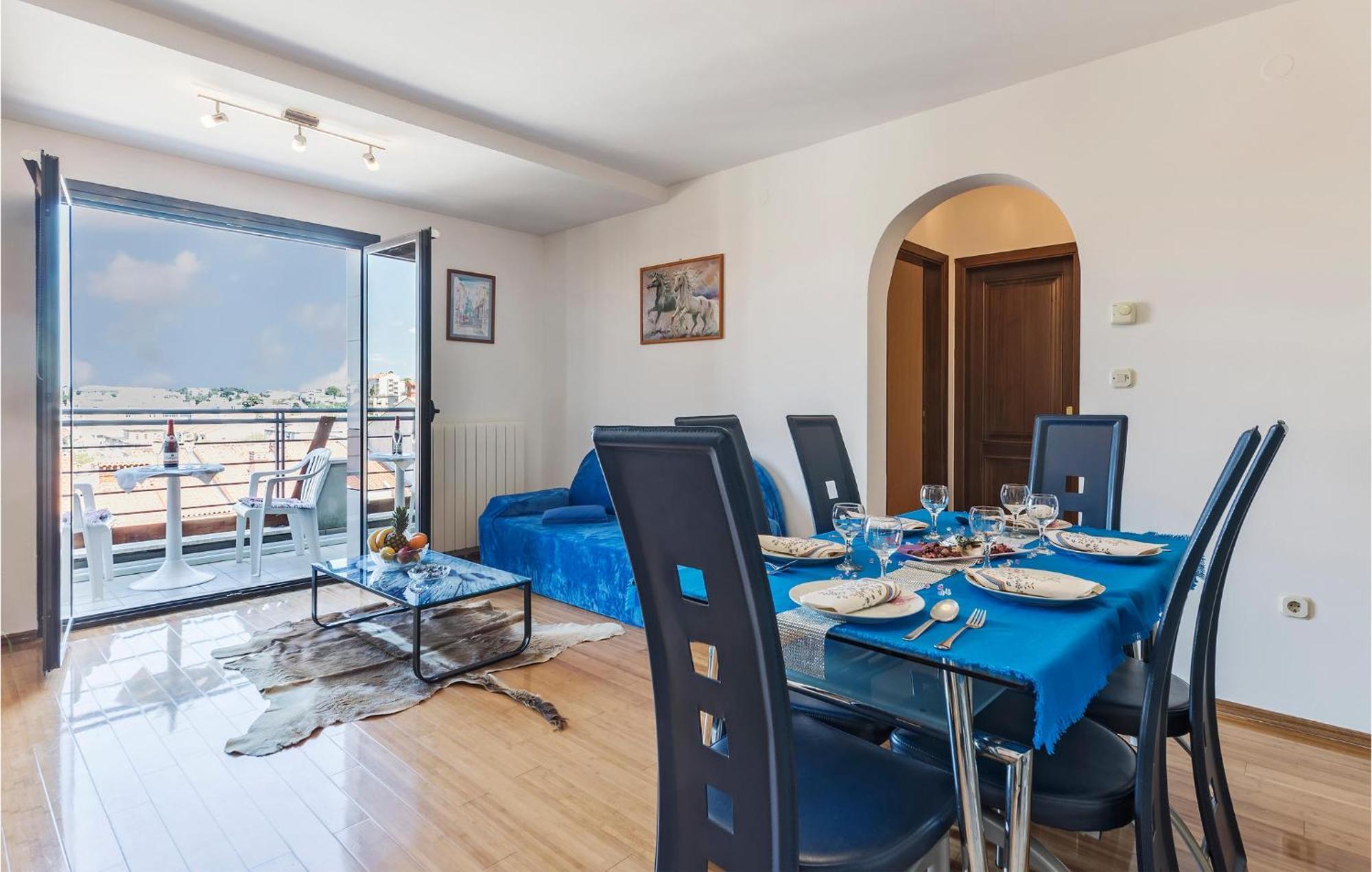 1 Bedroom Beautiful Apartment In PUY Exterior foto